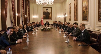 ADALET BAKANI YILMAZ TUNÇ GÖREVE BAŞLADI.