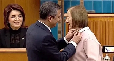 Bir milletvekili daha CHP'ye katıldı