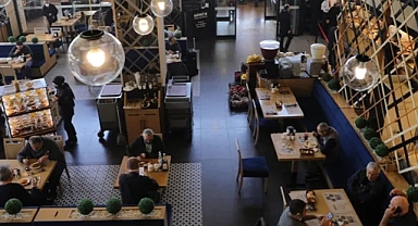 Restoranlardan tepki çeken yeni uygulama: Rezervasyona da para ödenecek