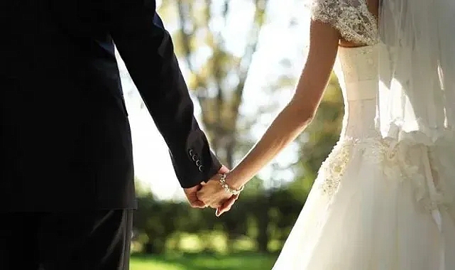 Eşi eve gelmeyen genç adam soluğu mahkemede aldı: Yargıtay'ın kararı ile hayatının şokunu yaşadı!