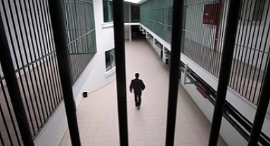 Kısmi af geliyor! AK Parti ve Bakanlıktan kritik hamle: On binlerce mahkuma erken tahliye... 